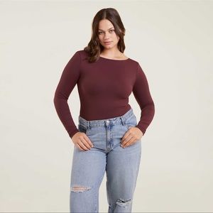 NUUDS Merlot open back